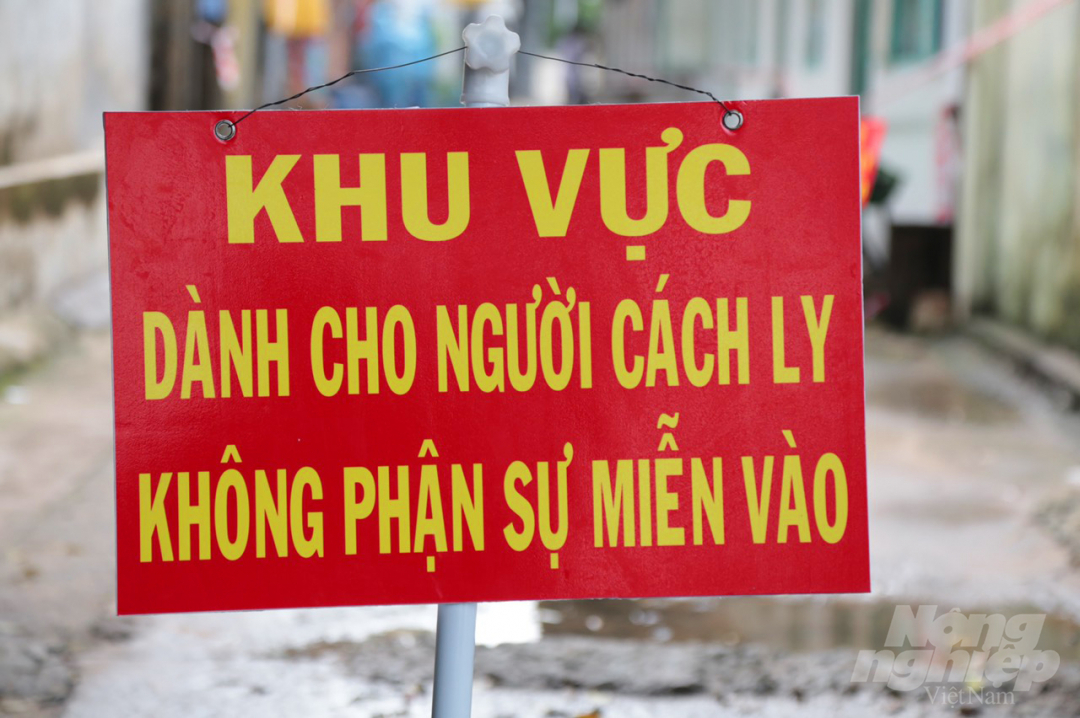 Nhiều hoạt động dịch vụ bắt đầu ngừng hoạt động từ 0h ngày 28/5 cho đến khi có thông báo mới.