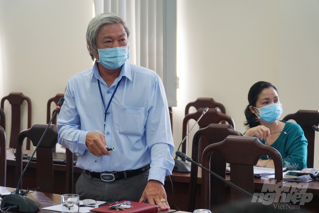 Bác sĩ Nguyễn Trung Hòa, Giám đốc Trung tâm y tế quận Gò Vấp. Ảnh: Nguyễn Thủy.