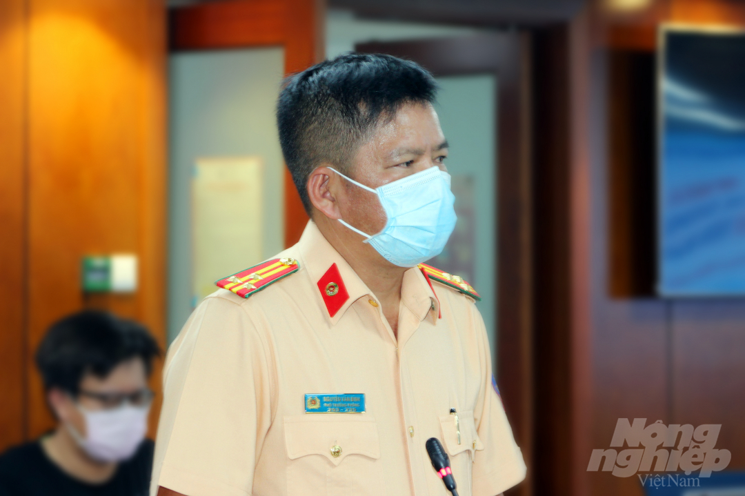 Thượng tá Nguyễn Văn Bình, Phó Trưởng phòng PC08. Ảnh: T.N.