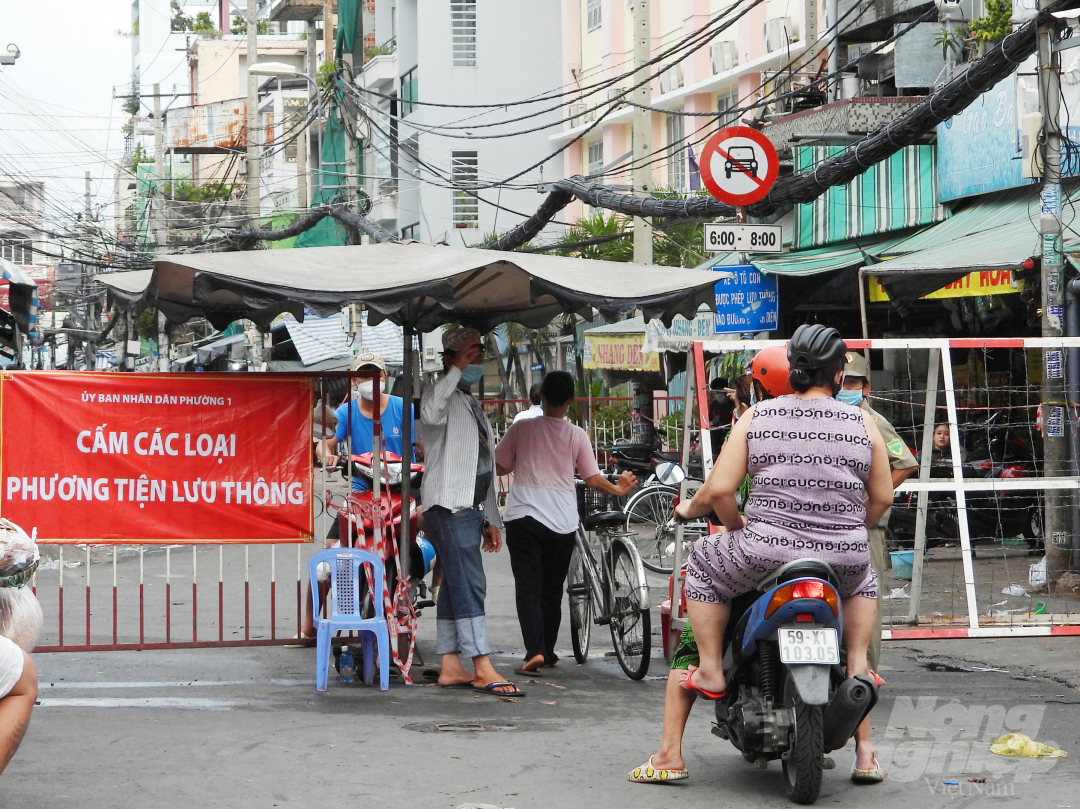 Nhiều chợ truyền thống trên địa bàn TP.HCM tạm ngừng hoạt động để phòng dịch Covid-19. Ảnh: Nguyễn Thủy.