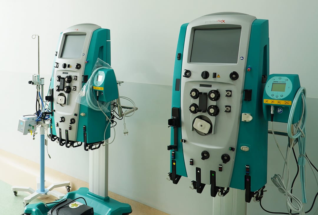 Hệ thống máy móc và trang thiết bị được chuyển từ Bệnh viện Chợ Rẫy đến Bệnh viện Hồi sức Covid-19.
