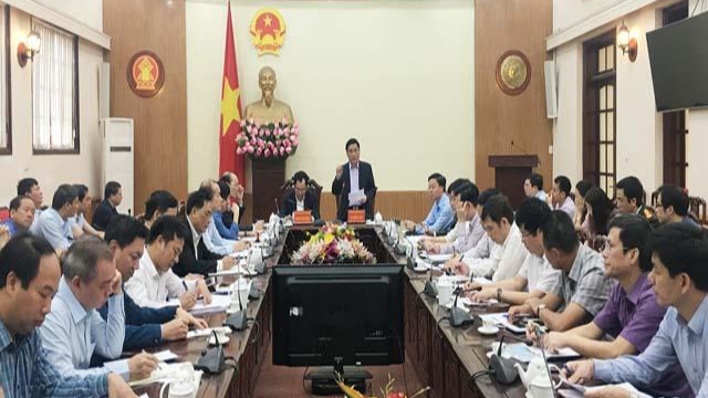 Chủ tịch UBND tỉnh Thái Nguyên Vũ Hồng Bắc chỉ đạo xử lý nghiêm hành vi tung tin thất thiệt, gây hoang mang dư luận. Ảnh: TL.