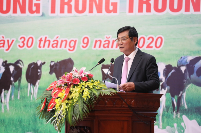 Phó Giáo sư, Tiến sĩ Trần Quang Trung, Chủ tịch Hiệp hội sữa Việt Nam phát biểu khai mạc hội nghị. Ảnh: Dũng Thanh.