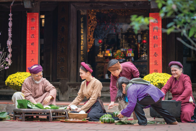 Truyền thống Á Đông luôn bảo tồn nguyên vẹn những gia đình 'tam đại đồng đường'. Ảnh: Vũ Vân.