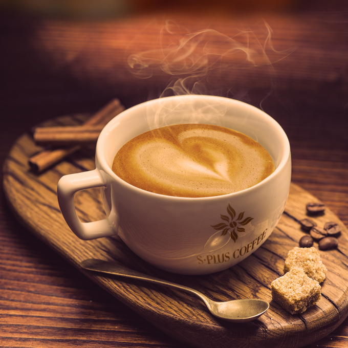 Những tách cafe mang thương hiệu S-Plus Coffee thực sự thơm ngon và hình thức vô cùng bắt mắt. Ảnh: Đức Trung.