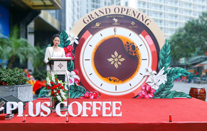 Bà Nguyễn Thị Khánh My, Tổng Giám đốc S-Plus Coffee phát biểu tại sự kiện. Ảnh: Đức Trung.
