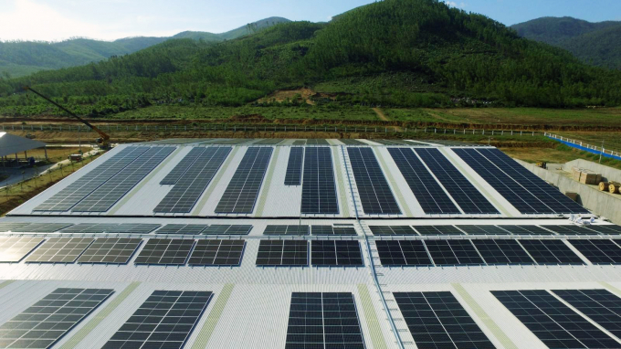 Hệ thống năng lượng mặt trời tại trang trại Vinamilk Organic Đà Lạt tiết kiệm điện năng hiệu quả. Ảnh: Đỗ Hưng.