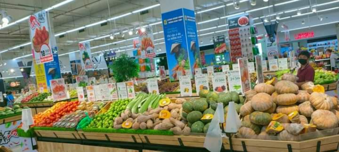 Hàng hóa trong các siêu thị tại Bình Dương vẫn dồi dào. Ảnh: CTV.
