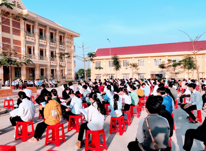 Học sinh tại  Bình Phước chuẩn bị được đi học trở lại. Ảnh: Minh Vương.