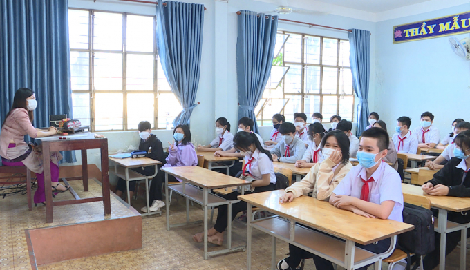 Hơn 47.000 học sinh từ lớp 7 - 12 tại Bình Phước đã quay trở lại trường học trực tiếp sau Tết. Ảnh: Tất Thành.