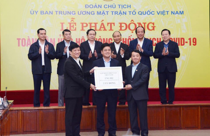 Tập đoàn Điện lực Việt Nam và các đơn vị ủng hộ 3 tỷ đồng cho công tác phòng chống dịch COVID-19. Ảnh: EVN.