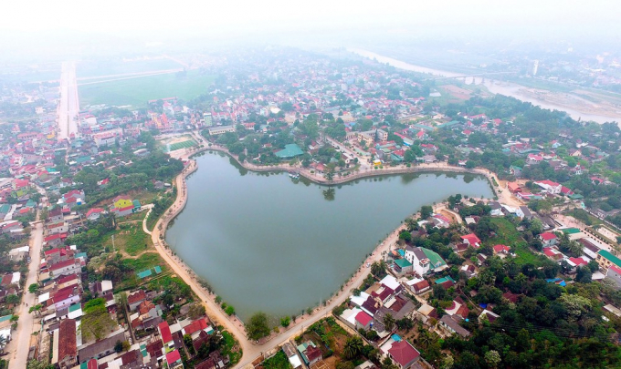 Hạ tầng cơ sở của Thái Hòa được phát triển đồng bộ với 2 đại lộ trung tâm (Lê Hồng Phong và Hùng Vương) rộng 52m là tiêu điểm của thị xã Thái Hòa.