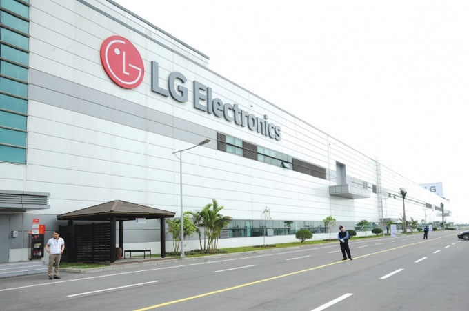 Tổ hợp LG nằm tại vị trí chiến lược kết nối với cao tốc Hà Nội – Hải Phòng với tổng số vốn đầu tư lên đến hơn 5 tỷ USD riêng trong năm 2021 đã bổ sung hơn 1,5 tỷ USD để mở rộng kinh doanh thu hút hơn 120.000 lao động.