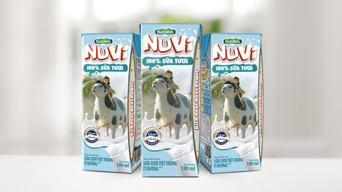 Sữa tươi NuVi sử dụng nguồn nguyên liệu là sữa tươi từ bò ăn thảo mộc.