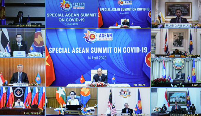 Hội nghị Cấp cao đặc biệt ASEAN diễn ra trong buổi sáng 14/4 dưới hình thức họp trực tuyến. Ảnh: VGP.