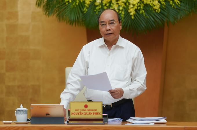 Thủ tướng Nguyễn Xuân Phúc chủ trì phiên họp Chính phủ thường kỳ sáng 5/5. Ảnh: VGP.