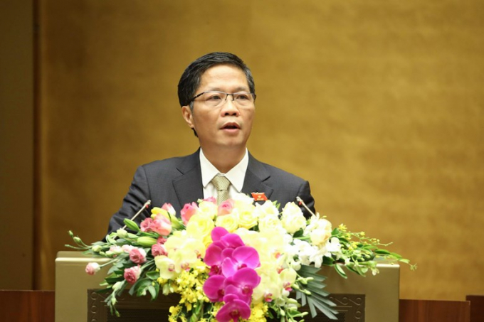 Bộ trưởng Công thương Trần Tuấn Anh trình bày trước Quốc hội về EVFTA. Ảnh: Quochoi.vn.