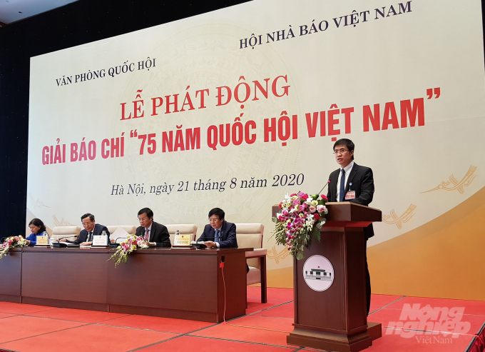 Lễ phát động Giải Báo chí '75 năm Quốc hội Việt Nam' chiều 21/8. Ảnh: Tùng Đinh.