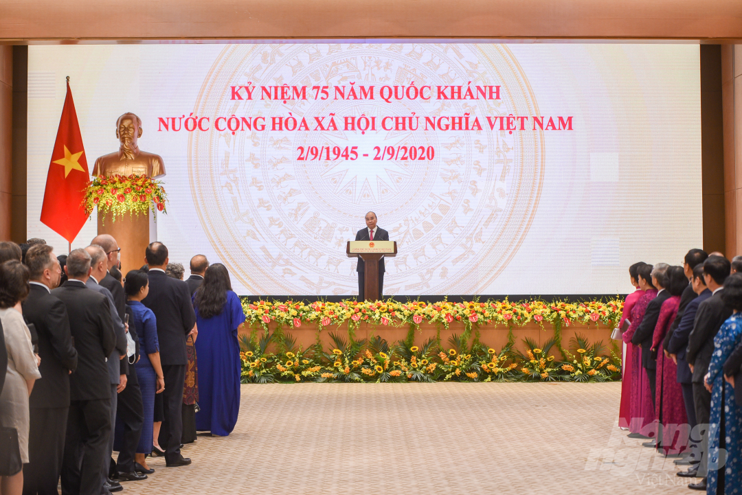 Thủ tướng Nguyễn Xuân Phúc phát biểu tại Lễ Kỷ niệm 75 năm Quốc khánh nước CHXHCN Việt Nam. Ảnh: Tùng Đinh.