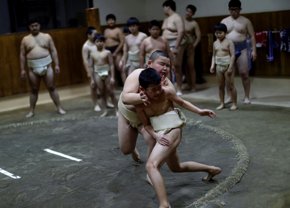 Ngoài ra, Kyuta còn luyện thêm bơi và chạy, đây là các môn bổ trợ cho sumo và giáo trình này do cha em nghĩ ra.