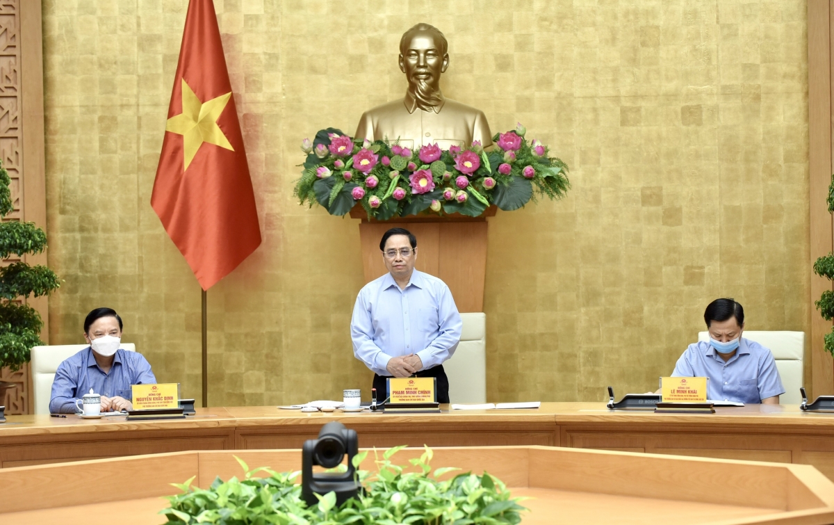 Thủ tướng Phạm Minh Chính nhấn mạnh, khi đã đánh đổi kinh tế, xã hội bằng việc giãn cách thì phải kiểm soát được tình hình dịch Covid-19.