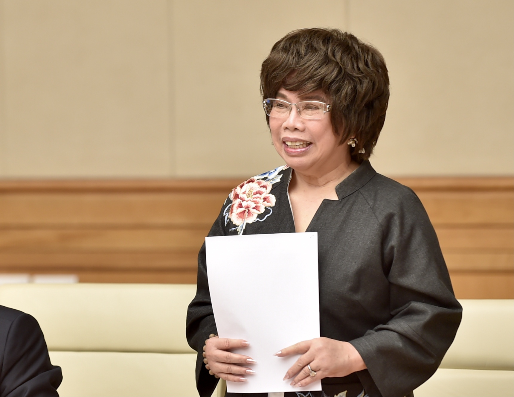 Bà Thái Hương, Chủ tịch Hiệp hội Nữ doanh nhân Việt Nam phát biểu tại buổi gặp mặt. Ảnh: VGP.