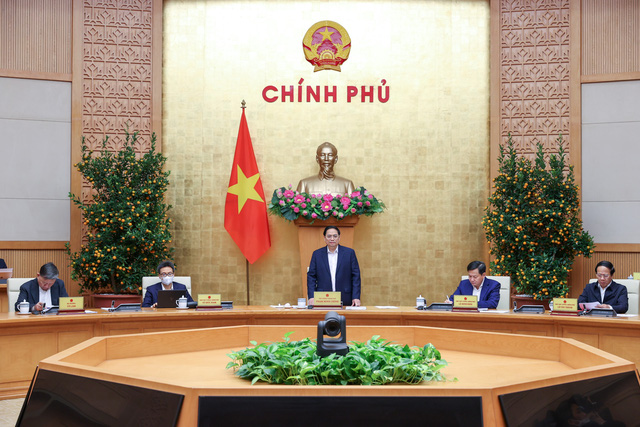 Thủ tướng Phạm Minh Chính yêu cầu cần mạnh dạn mở cửa trở lại, không để lỡ nhịp phát triển, phục hồi nhanh, phát triển bền vững nhưng không được chủ quan, lơ là. Ảnh: VGP.
