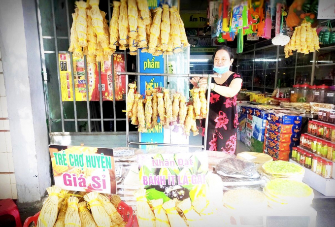 Sản phẩm nem, chả Chợ Huyện, 1 trong những món đặc sản của Bình Định. Ảnh: Vũ Đình Thung.