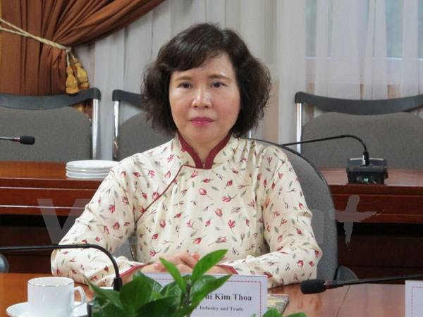 ho-thi-kim-thoa-202140_346.jpg Bà Hồ Thị Kim Thoa - cựu Thứ trưởng Bộ Công thương bị truy nã Ảnh: BCA.