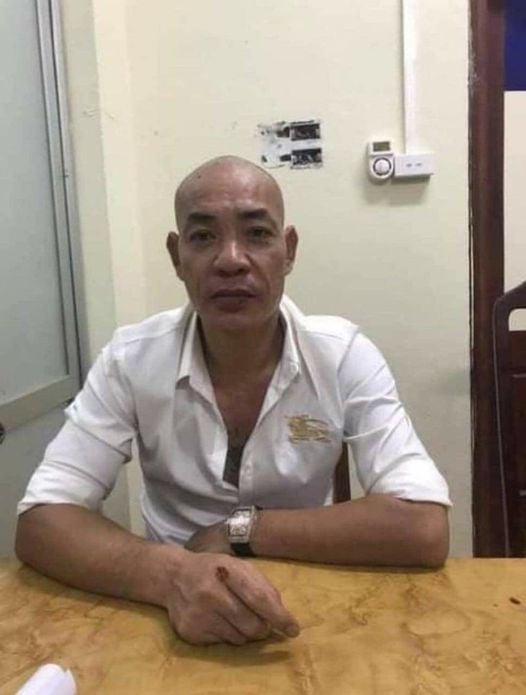 dung-troc-170739_30.jpg Giang hồ mạng Dũng trọc Hà Đông bị tạm giữ. Ảnh: FB.