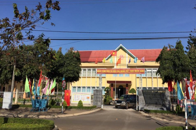 hinh-ubnd-huyen-chu-se-214807_566.jpg Trên cương vị Chủ tịch UBND huyện Chư Sê, ông Linh không làm tròn trách nhiệm của người đứng đầu.