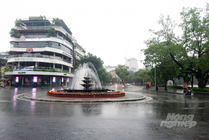 c56b9fd05a1d9343ca0c-102045_686.jpg Khung cảnh yên bình tại Quảng trường Đông Kinh Nghĩa Thục.