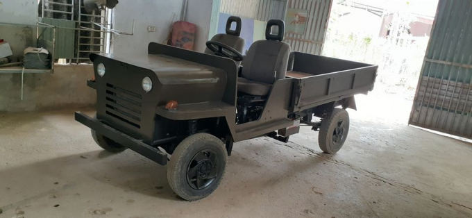 nnv0-083848_658.jpg Mẫu xe vận tải nhỏ do Tới sản xuất có những nét giống dòng xe Jeep quân sự.