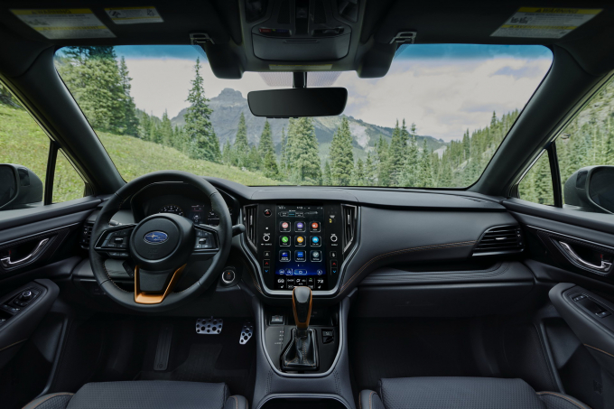 Ghế ngồi cũng được trang trí bằng vật liệu chống thấm nước của Subaru StarTex với logo ‘Wilderness’.