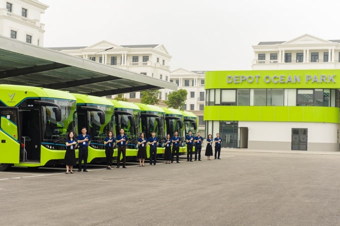 _dsc5971-234729_572.jpg Các mẫu xe VinBus có thiết kế thân thiện với màu xanh lá non làm chủ đạo.