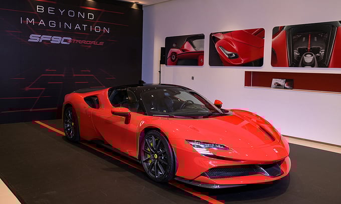 nn-160052_821.jpg Mẫu xe Ferrari SF90 Stradale xuất hiện tại TP.HCM hôm 21/5 vừa rồi.