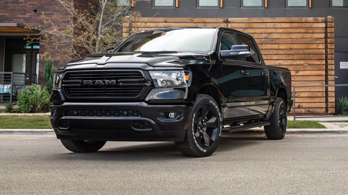 1-162858_973.jpg Mẫu bán tải Dodge Ram 1500 Laramie được phân phối chính hãng tại Việt Nam