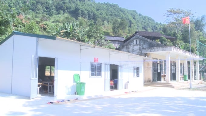 Điểm trường Bản Chằng, xã Yên Cư được xây dựng khang trang. Ảnh: T.N.