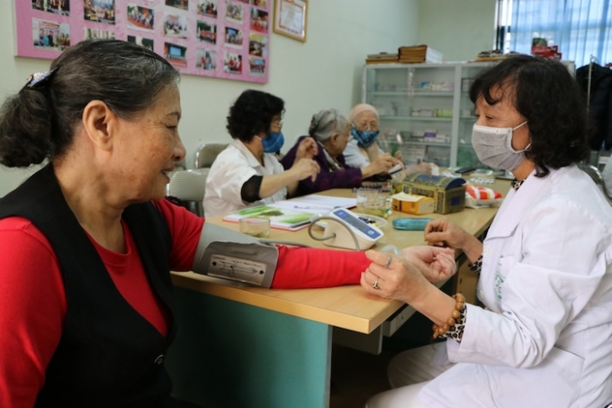 1-1242_20200312_910.jpg Phòng khám miễn phí được bà Tố và những người cao tuổi lập ra đến nay đã tròn 28 năm. Ảnh: Long Nguyễn.