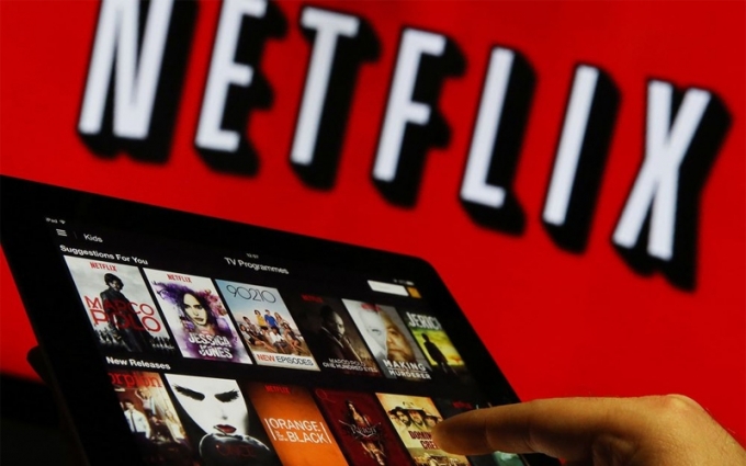 tan-huong-dien-anh-tron-ven-tren-smart-tv-voi-nhung-ung-dung-nay-1-2153_20200323_297.jpg Netflix trở thành kho phim ăn khách mùa Covid-19. Ảnh: TL.