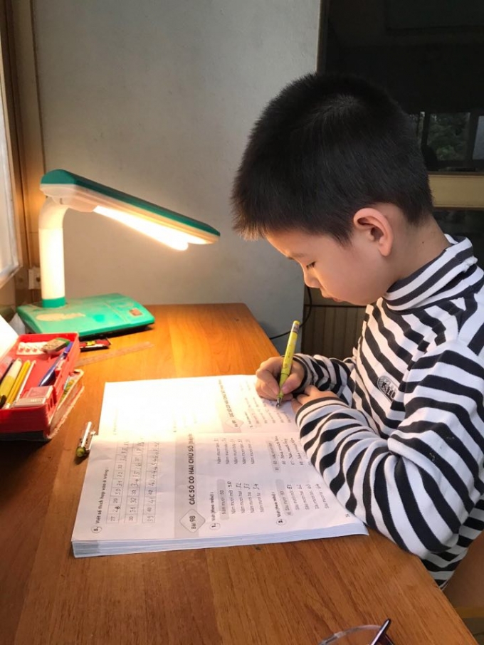 1032035491678256_239713690412400_6300961608734605312_n-103203.jpg Số học sinh tự giác ôn tập, học tập ở nhà trong mùa dịch Covid – 19 có lẽ không nhiều.