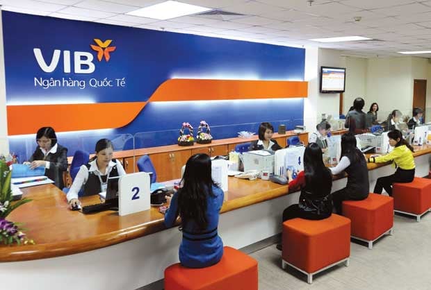 nguyen-gd-ngan-hang-vib-bank-phai-ra-hau-toa-1428_20200728_469.jpg Ngân hàng VIB bị thiệt hại trên 13 tỉ đồng.