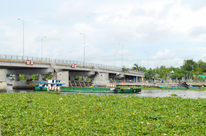 36e35400765d8903d04c-1707_20200825_261.jpg Cống Kênh Cụt, thuộc hệ thống cống ven biển Tây tỉnh Kiên Giang đang được vận hành đóng mở luân phiên để điều tiết nước. Ảnh: Đào Chánh.