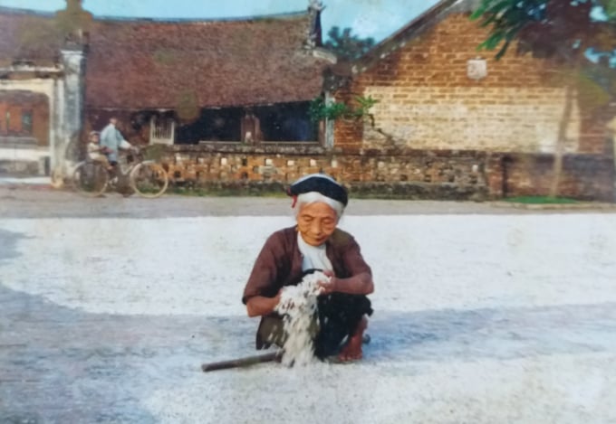 gui-em-huy-0855_20200910_619.jpg Đình làng Mông Phụ trước khi được Cục Di sản văn hóa quản lý và sửa chữa, lúc đó 'đình là của dân làng'! Ảnh: TL.
