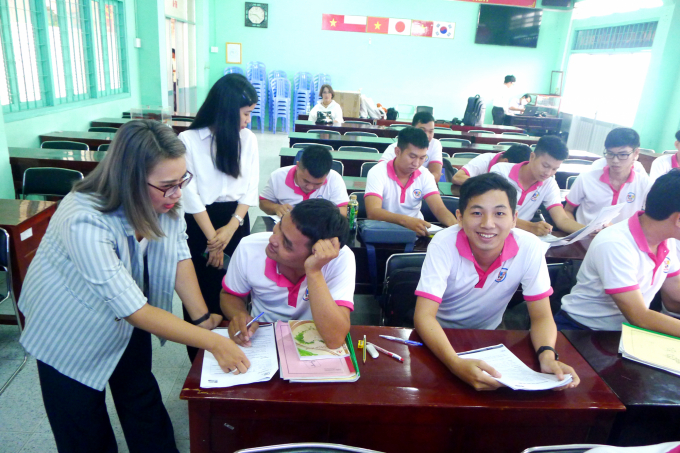 Chương trình đưa người lao động đi làm việc ở nước ngoài thời gian qua, góp phần giải quyết việc làm, nâng cao thu nhập cho người dân và phát triển kinh tế - xã hội địa phương. Ảnh: Lê Hoàng Vũ.