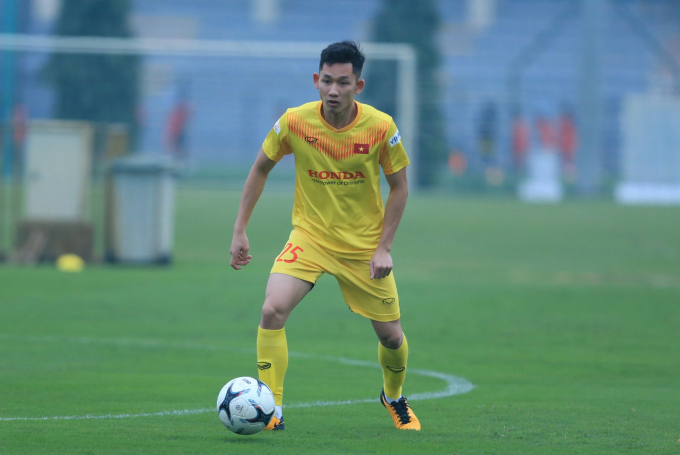 a-1426_20201209_976.jpg Vừa lên tập trung ĐTVN ít ngày, Hai Long đã bị trả về CLB. Ảnh: Goal.