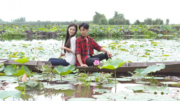 1-rang-chieu-am-ap-1337_20201112_922.jpg Cảnh trong phim 'Ráng chiều ấm áp'.