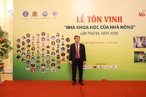 1-1124_20210103_198.jpg Anh hùng Lao động Lê Văn Dư được tôn vinh là Nhà Khoa học của nhà nông lần thứ 3, năm 2020. Ảnh: Đ.T