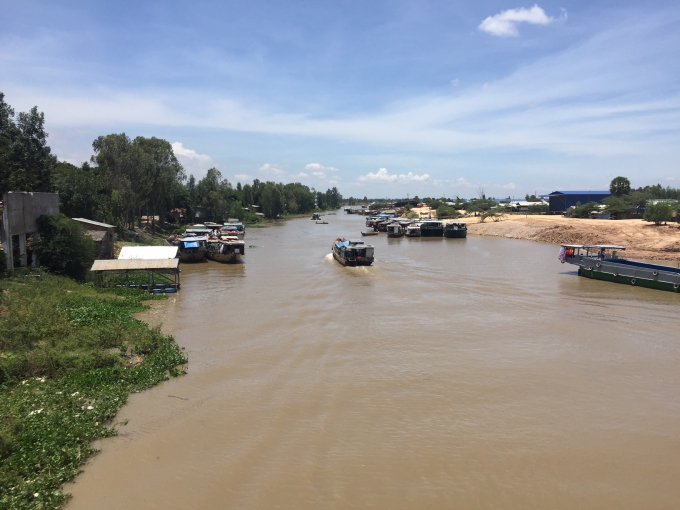 123509223-dtm---so-ha-123509.jpg Sông Sở Hạ đoạn Tân Hồng. Ảnh: Quang Ngọc.