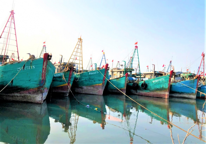 1-1054_20210308_149.jpg Những tàu cá chuẩn bị xuất bến đầu năm mang theo niềm hy vọng của ngư dân có chuyến biển tàu đầy khoang để sớm trở về với gia đình. Ảnh: MS.
